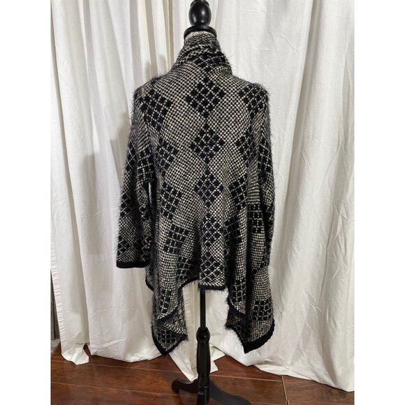 BCBGmaxazria Cascading Open Cardigan Eyelash Sweater Geometric Pattern Pockets L - Picture 3 of 10